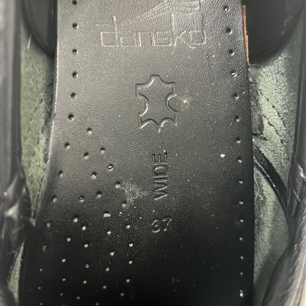 Dansko Gorgeous Like New Classic Clogs - image 7